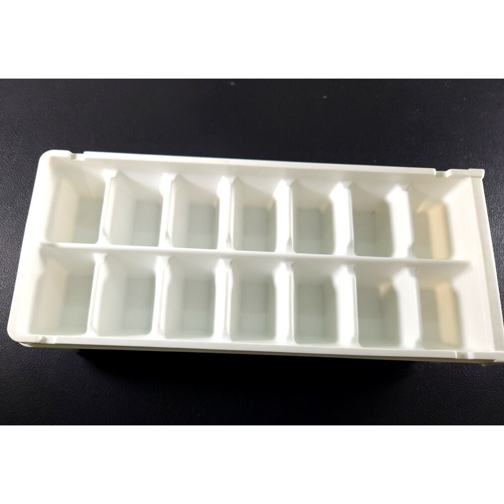 Vintage White Ice Cube Tray 14 Cube Part No 5660110 - 11.25"